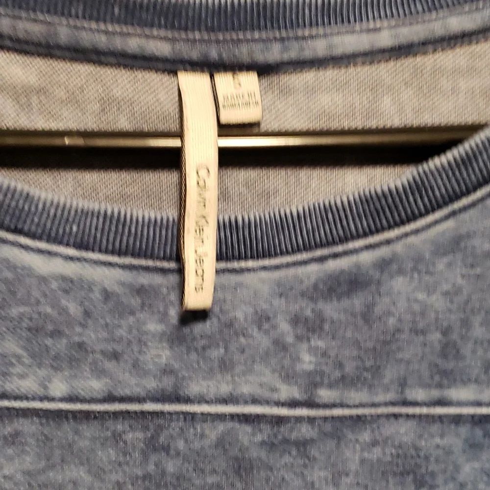 Calvin klein sweatshirt - Picture 2 of 3